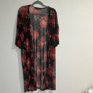 Maternity vibes Black and Red Floral Mesh Robe‎